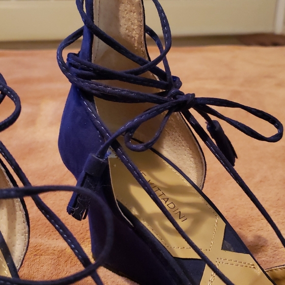 Adrienne Vitadini suede Royal Blue NWOT Sz 7.5 - Picture 4 of 12